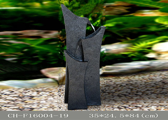 La fuente al aire libre de tres Roman Column enciende el material de Polyresin proveedor